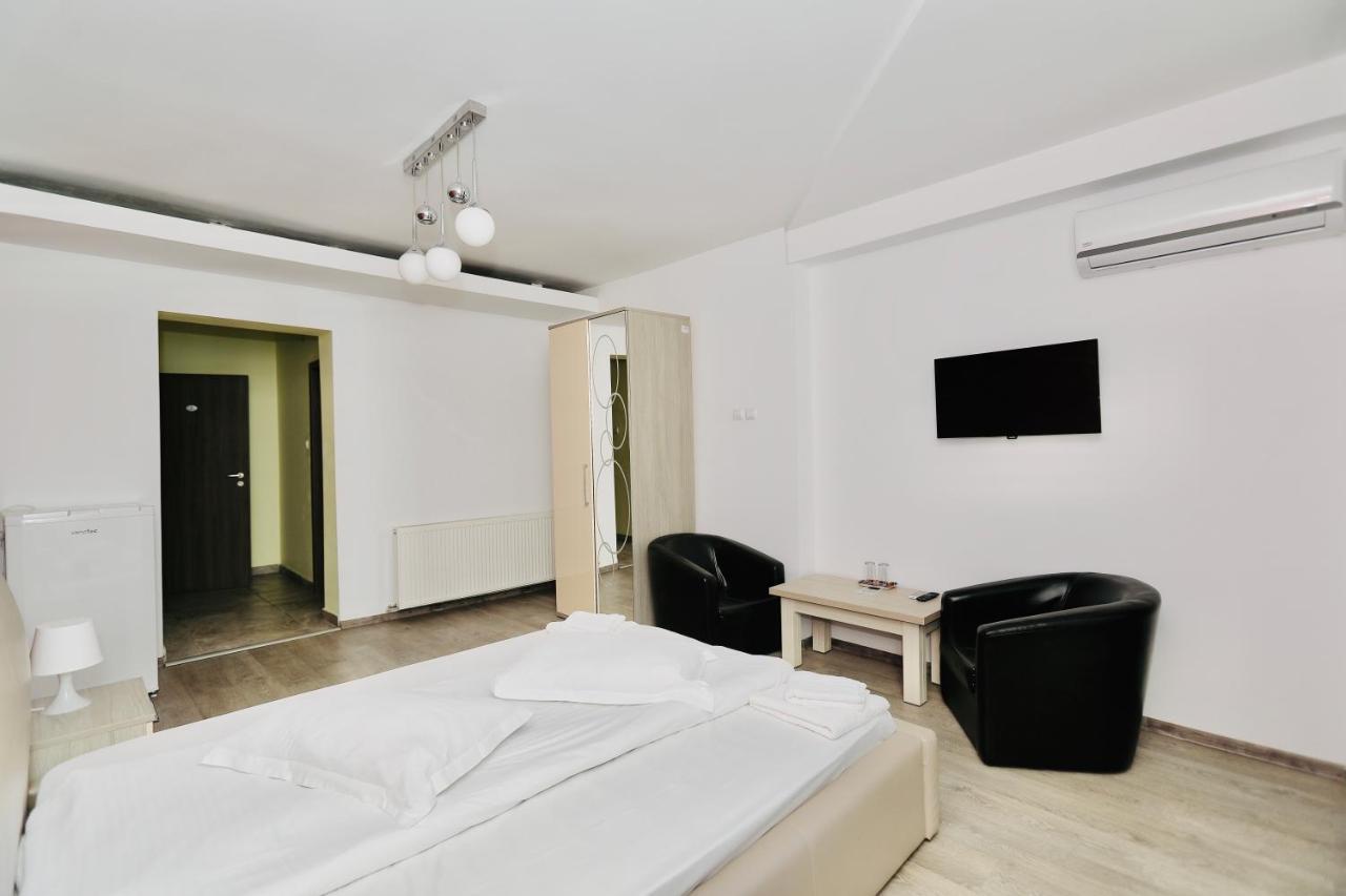 Casa Golopenta Hotel Baile Herculane Exterior photo