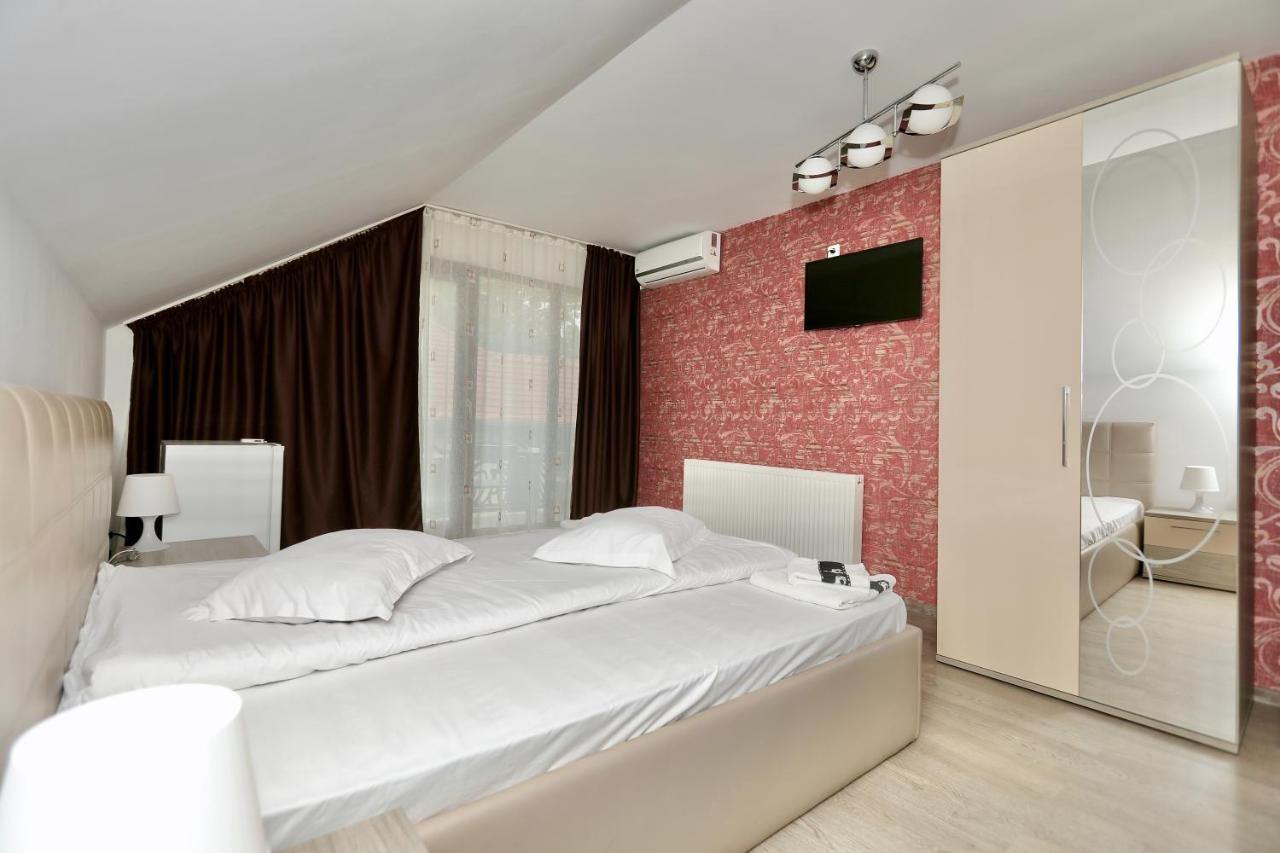Casa Golopenta Hotel Baile Herculane Exterior photo
